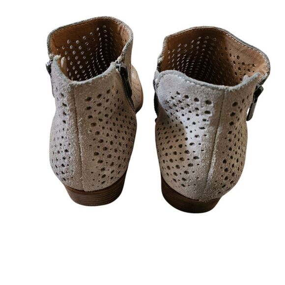 Lucky Brand Ankle Boots Womens 7.5 Bayley Taupe Perforated Suede Leather Booties - Picture 5 of 10